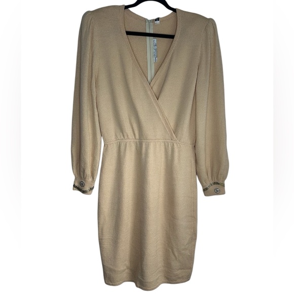 St. John Dresses & Skirts - ST. John by Marie Gray size 8 knit dress v-neck studded sequin long sleeve